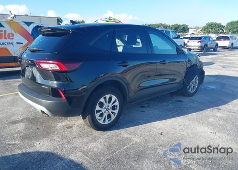 2025 Ford Escape Active z USA, uszkodzony, nr VIN 1FMCU9GN8SUA43080